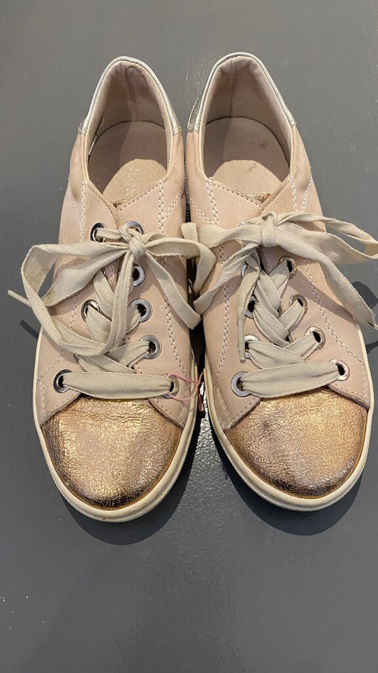 Leather Cap Toe Sneakers