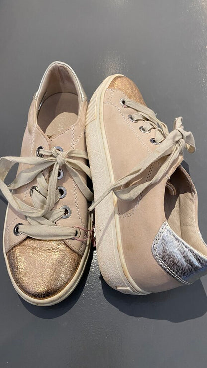 Leather Cap Toe Sneakers