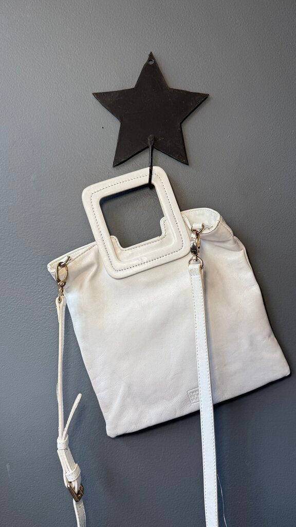 Leather Flat Crossbody Clutch Bag