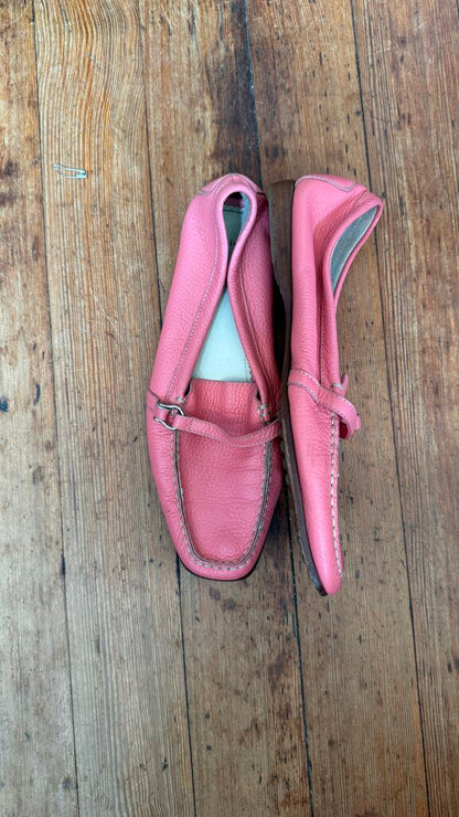 Leather Shackle Loafers