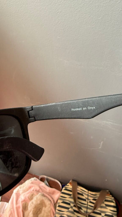 Hooked on Onyx Sunglasses