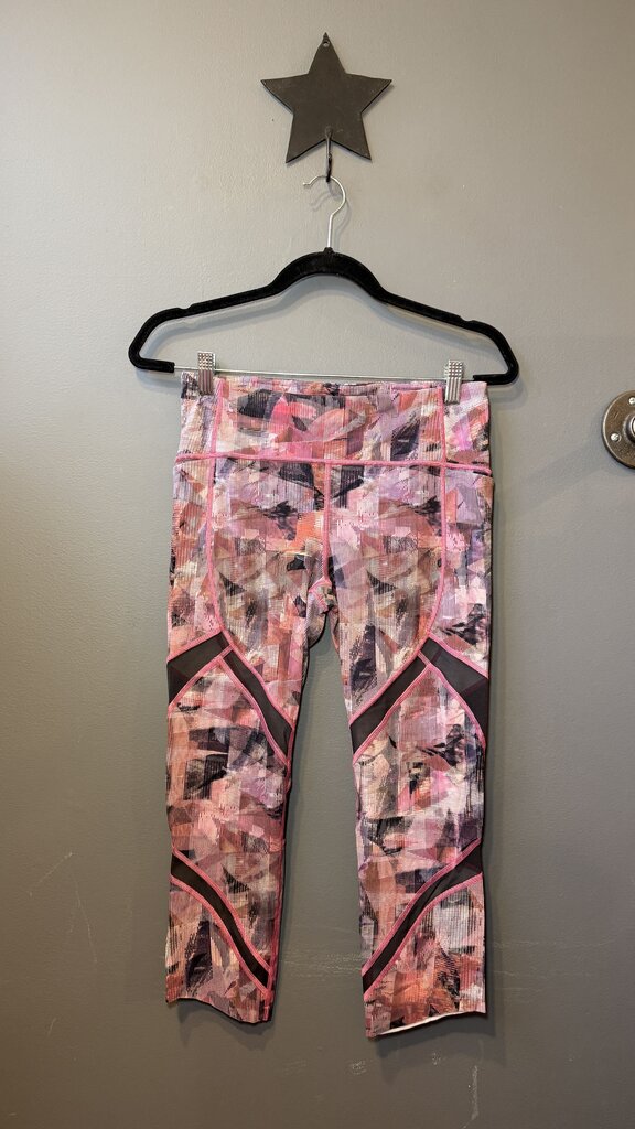 On Pace Printed Crop Leggings 21"