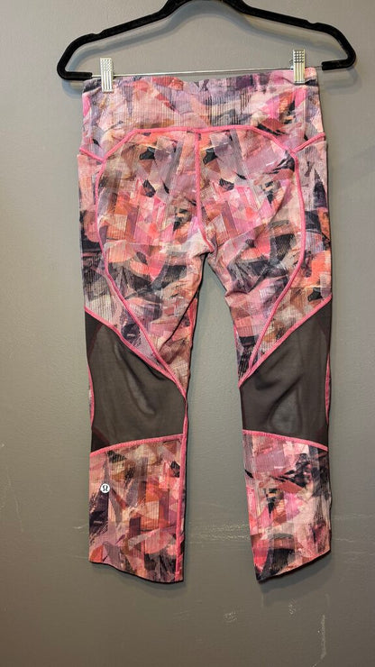 On Pace Printed Crop Leggings 21"