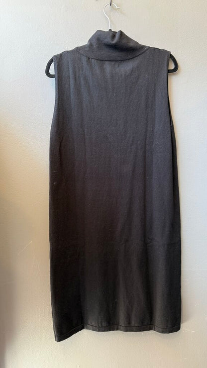 Paris Sleeveless Dress