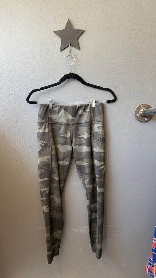 Camo Contender 7/8 Leggings