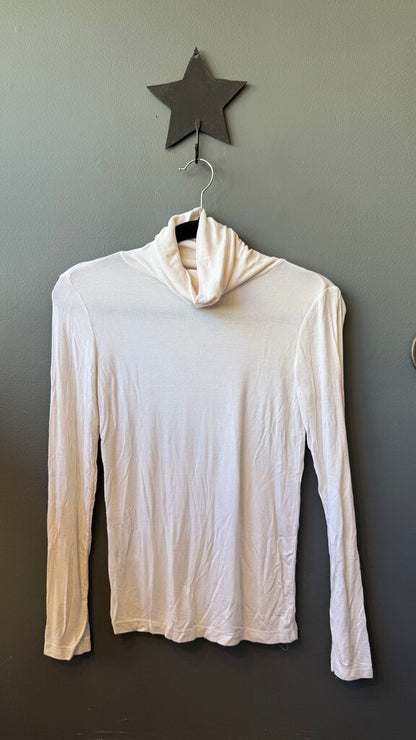 Tissue Ribbed Turtleneck Tee