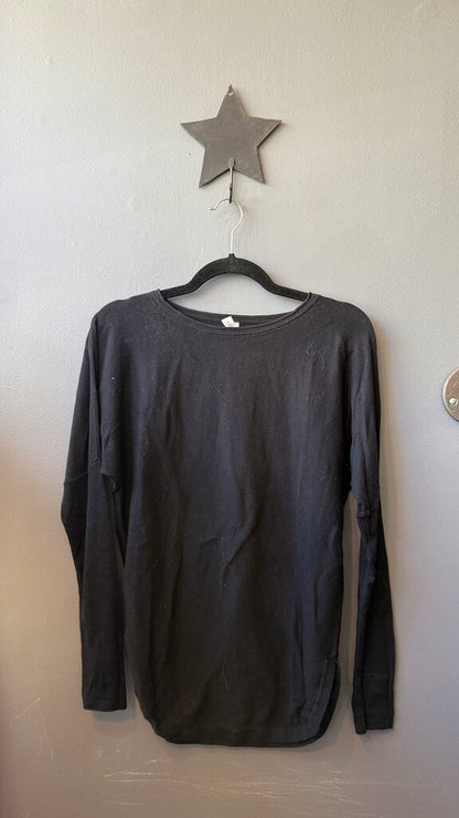 Light Round Hem Sweater