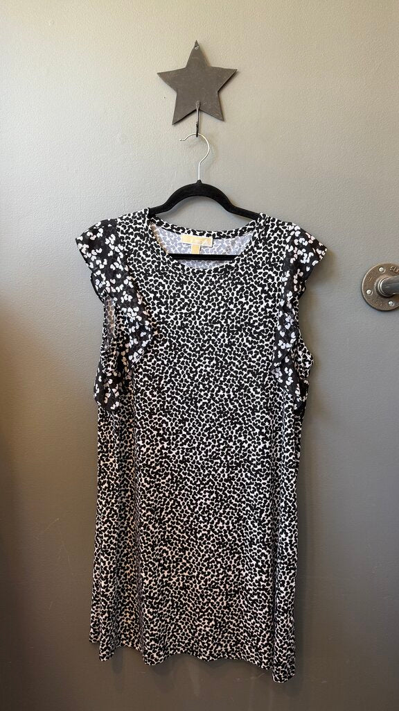 Ruffle Sleeve Speckle Shift Dress