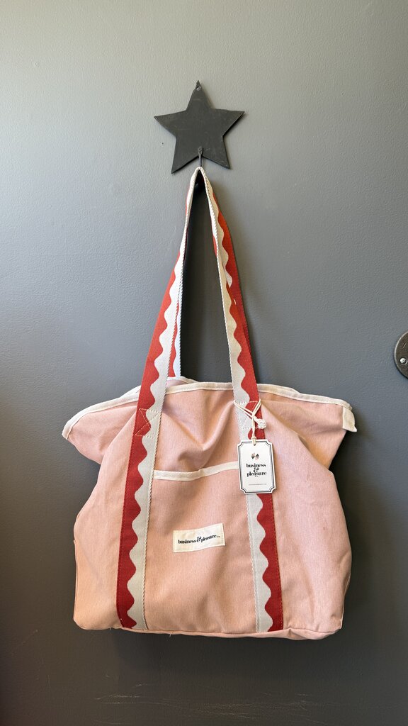 Scallop Strap Oversize Tote Bag