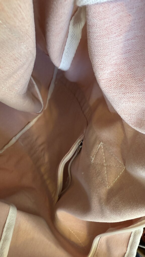 Scallop Strap Oversize Tote Bag