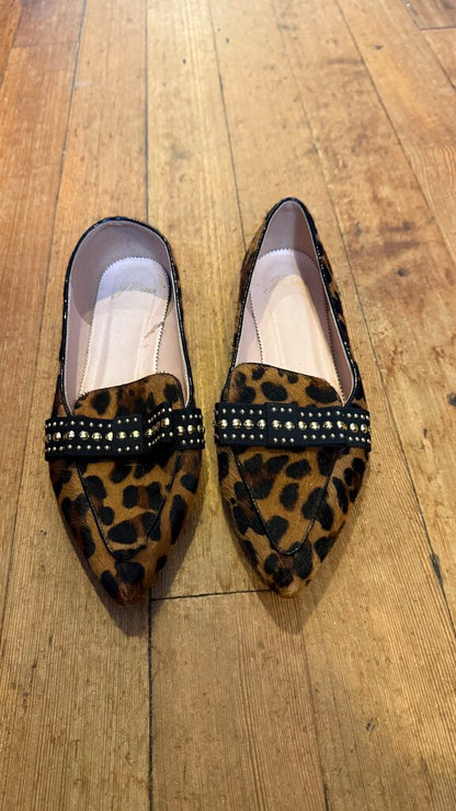 Ponyhair Leopard Bow Pointed Flats