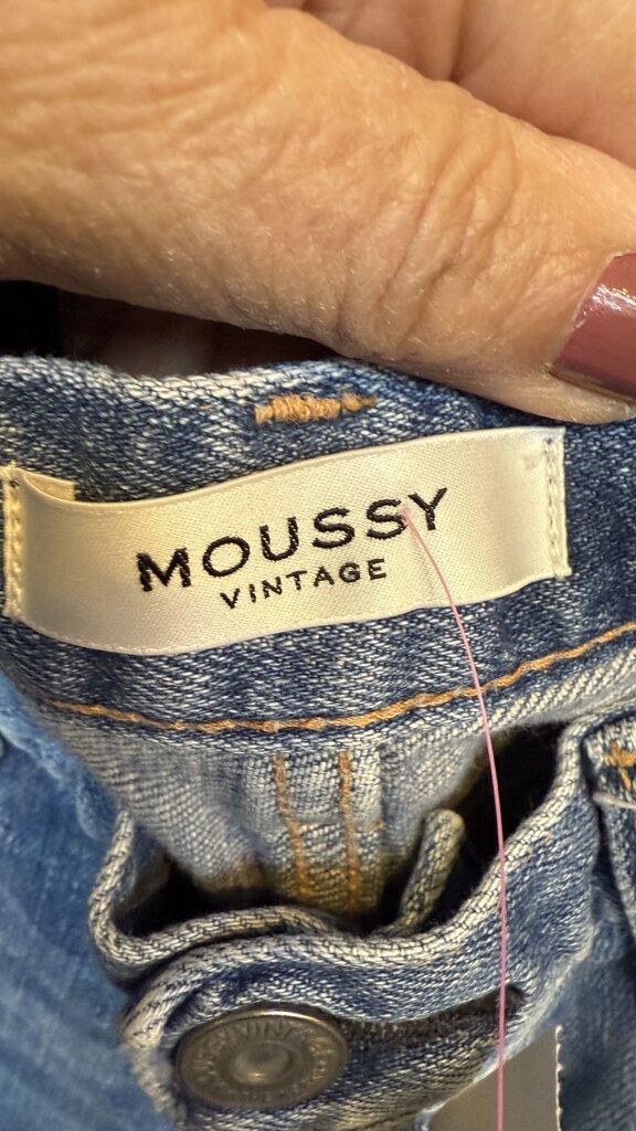 Distressed Slim Jeans