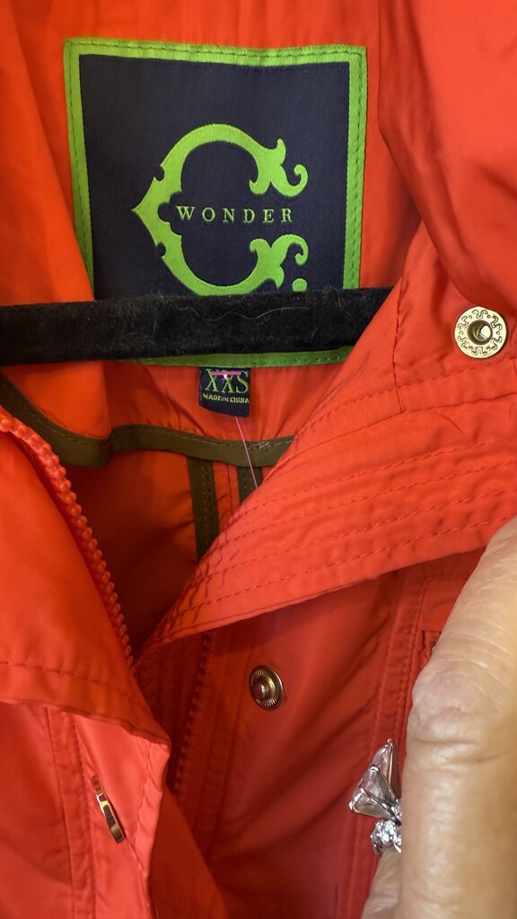 Light Packable Hood Jacket