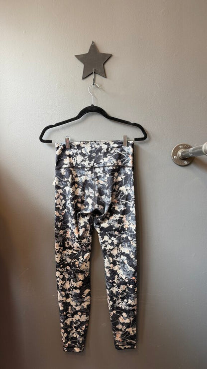 Wunder Under 28" Leggings