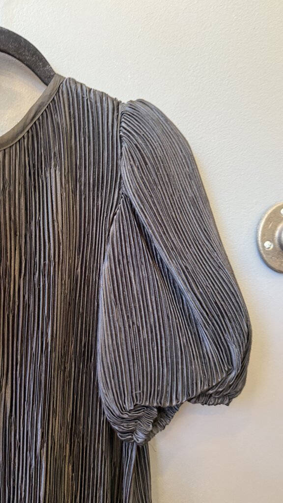 Pleated Puff Sleeve Midi Dress