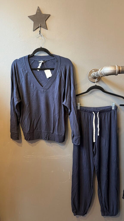 Vneck Sweatshirt + Joggers