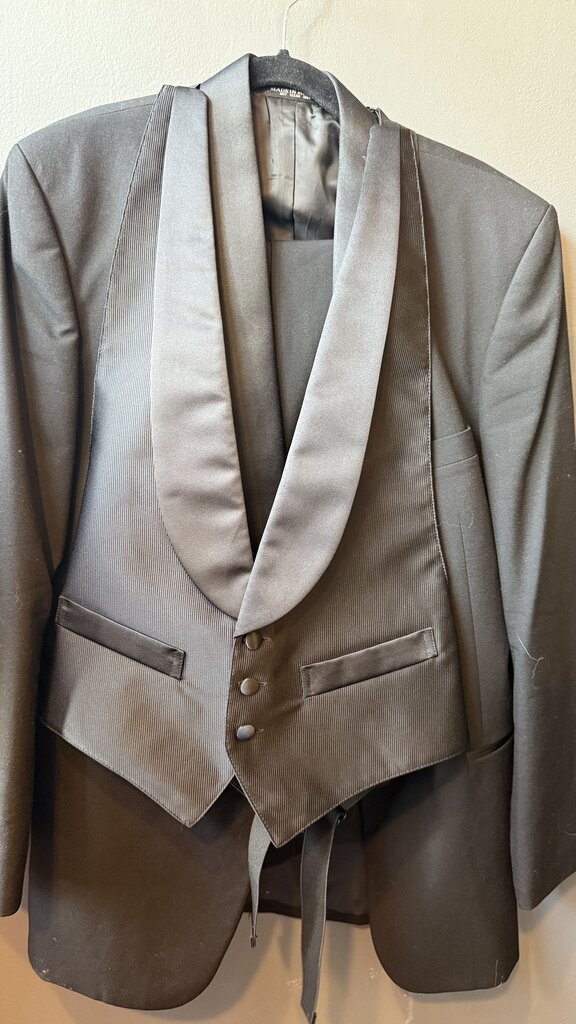 Shawl Collar Tuxedo