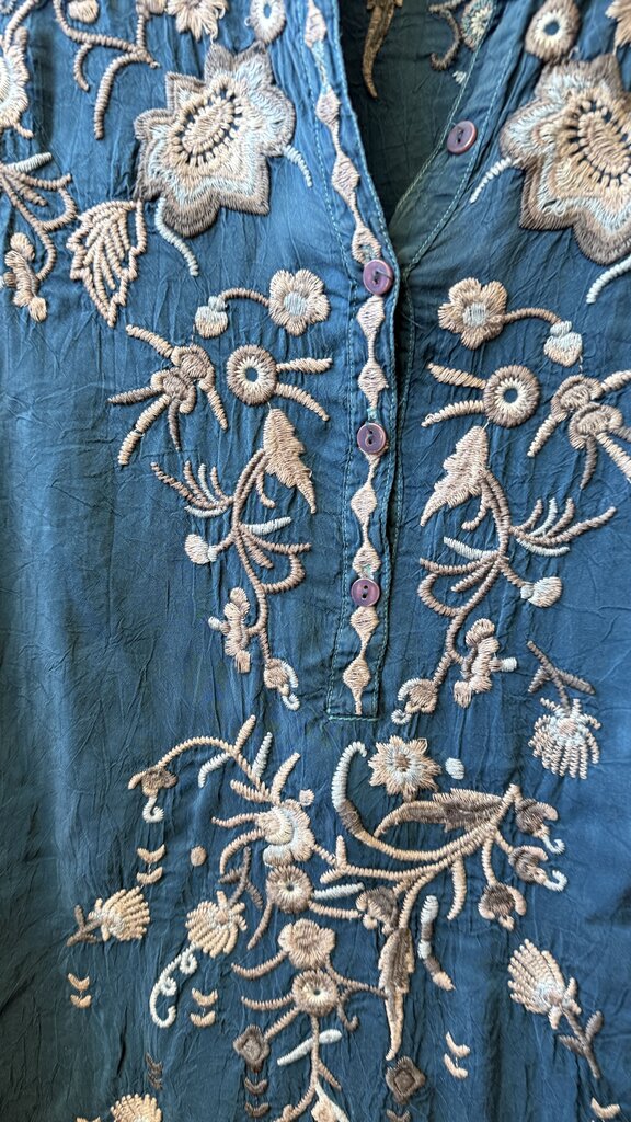 Embroidered Floral Tunic Top