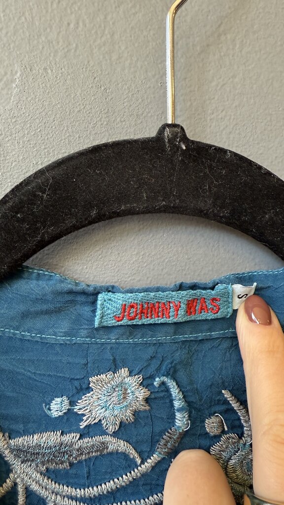 Embroidered Floral Tunic Top