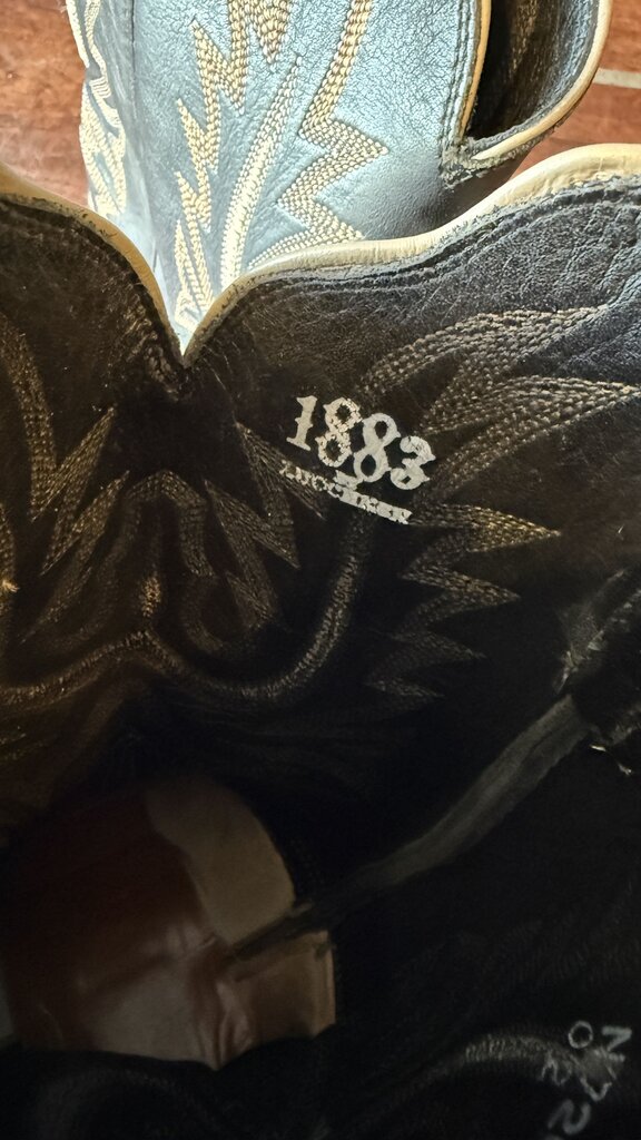 Embroidered Short Cowboy Boots