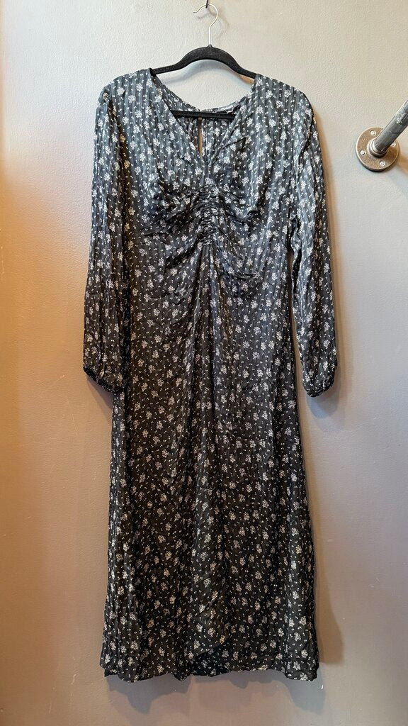 Floral Longsleeve Maxi Dress