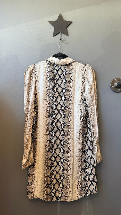 Python Popover Shirtdress