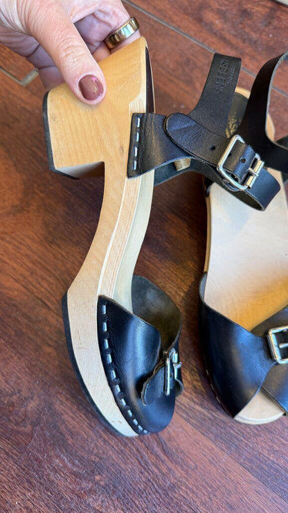 Peep Toe Wooden Ankle Strap Clogs