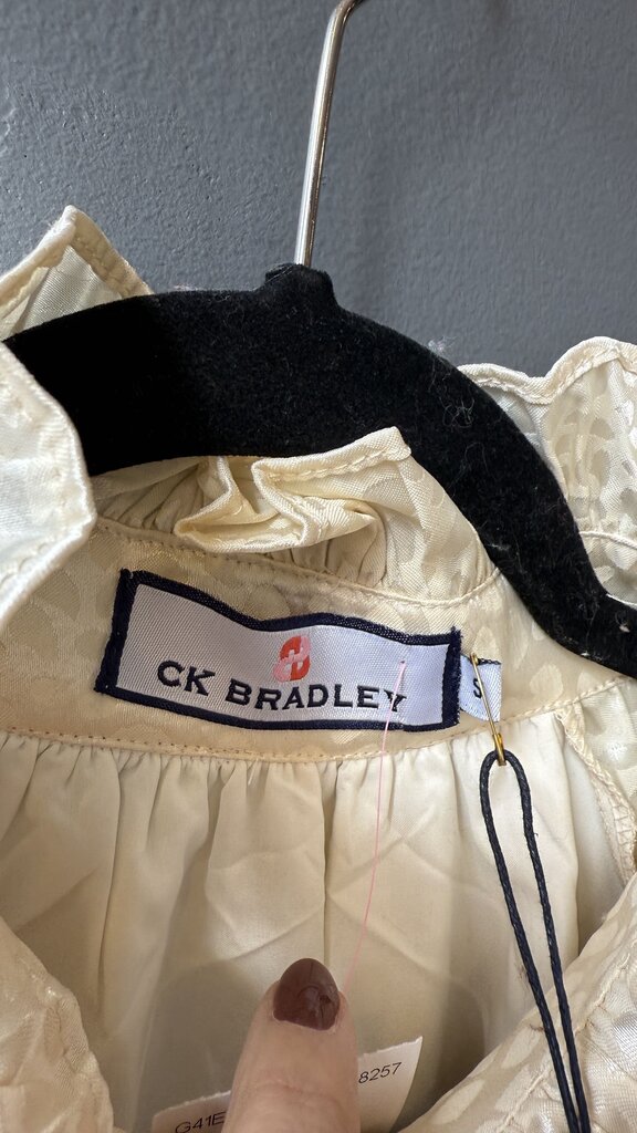 Satin Ruffle Leopard Frau Blouse