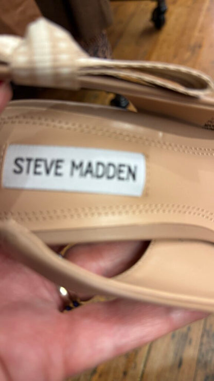 Leather Pointed Toe Slingbacks