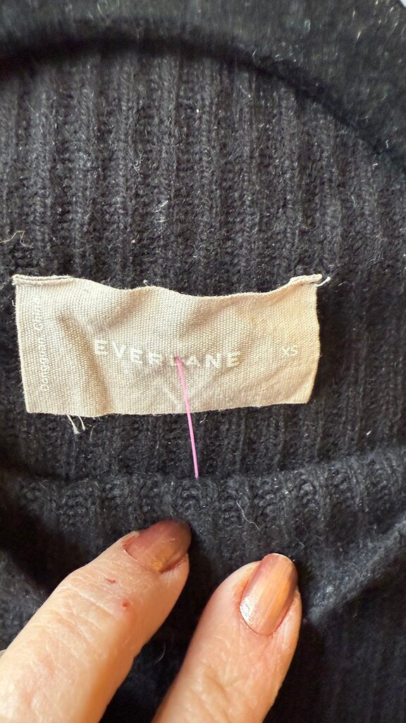 Ribbed Mockneck Cashmere Sweater