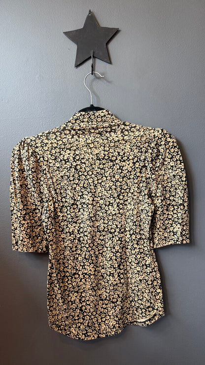 Puff Shoulder Mockneck Tee