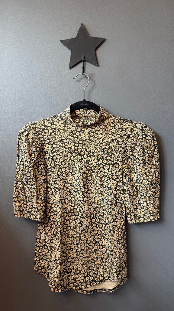 Puff Shoulder Mockneck Tee