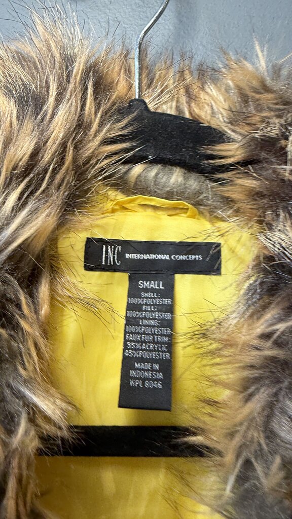 Faux Fur Collar Puffer Jacket