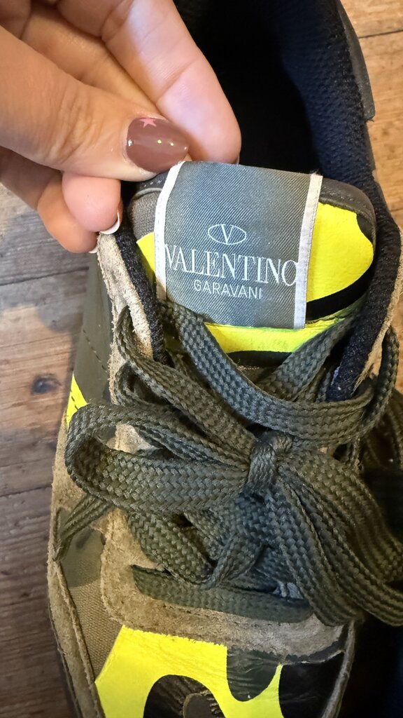 Rockrunner Stud Sneaker