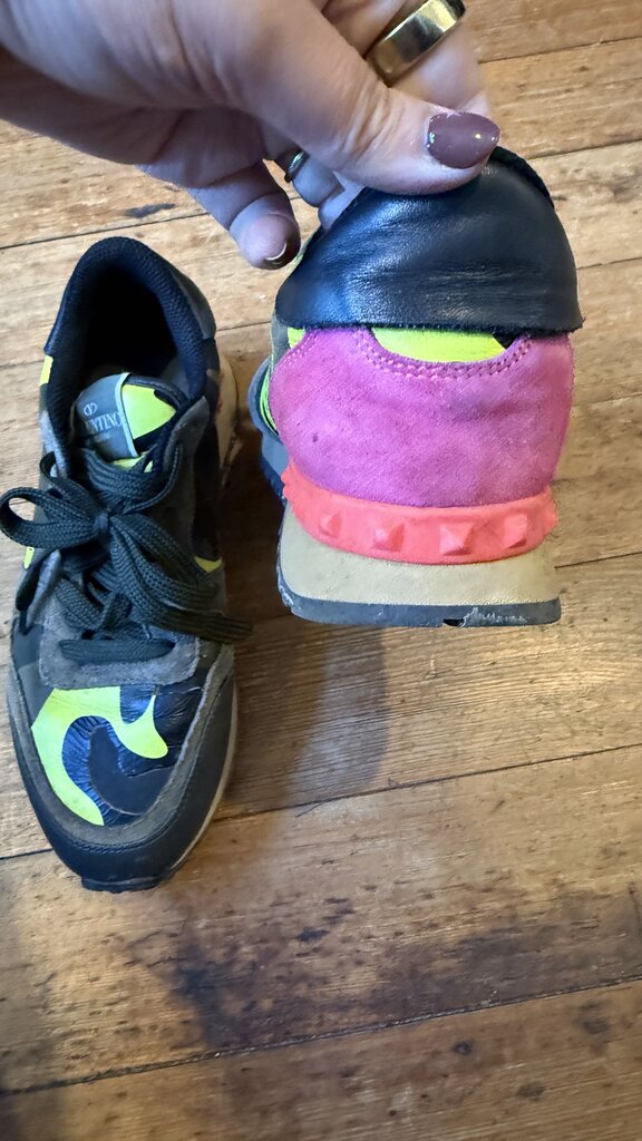 Rockrunner Stud Sneaker