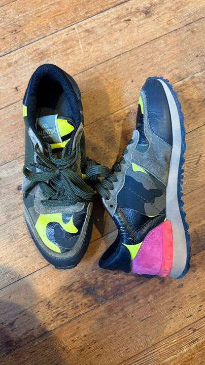 Rockrunner Stud Sneaker