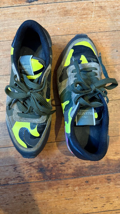 Rockrunner Stud Sneaker