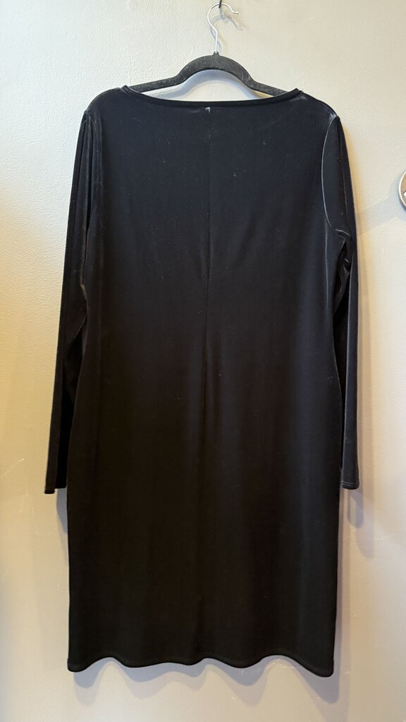 Velvet Longsleeve Shift Dress