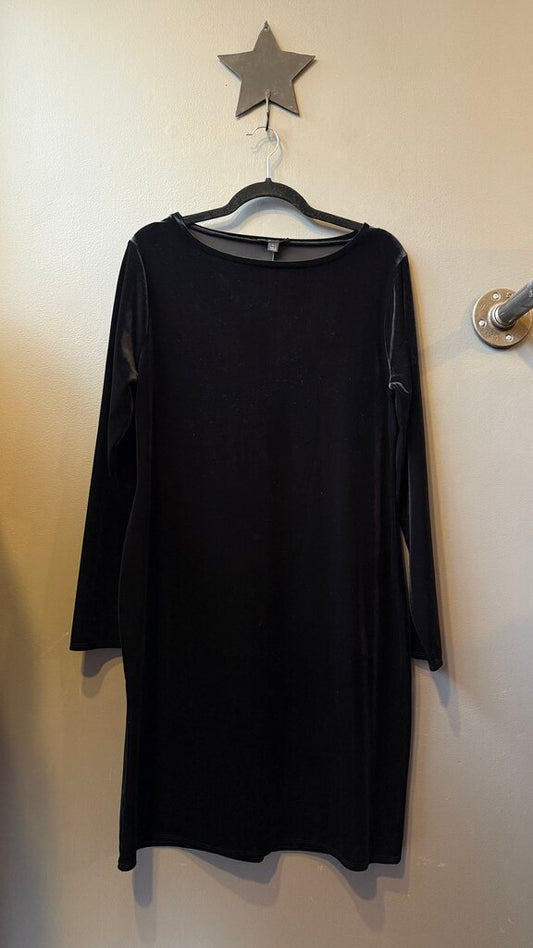 Velvet Longsleeve Shift Dress