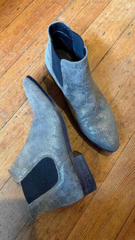 Metallic Chelsea Booties