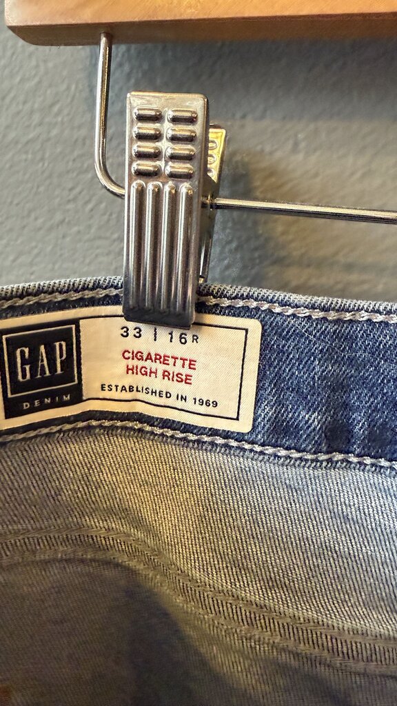 Cigarette High Rise Jeans