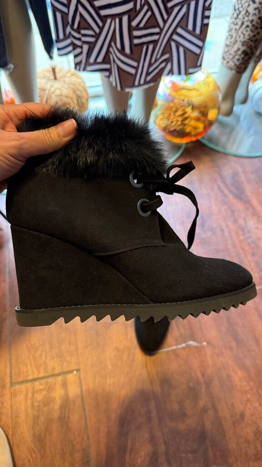 Fur Trim Suede Wedge Booties