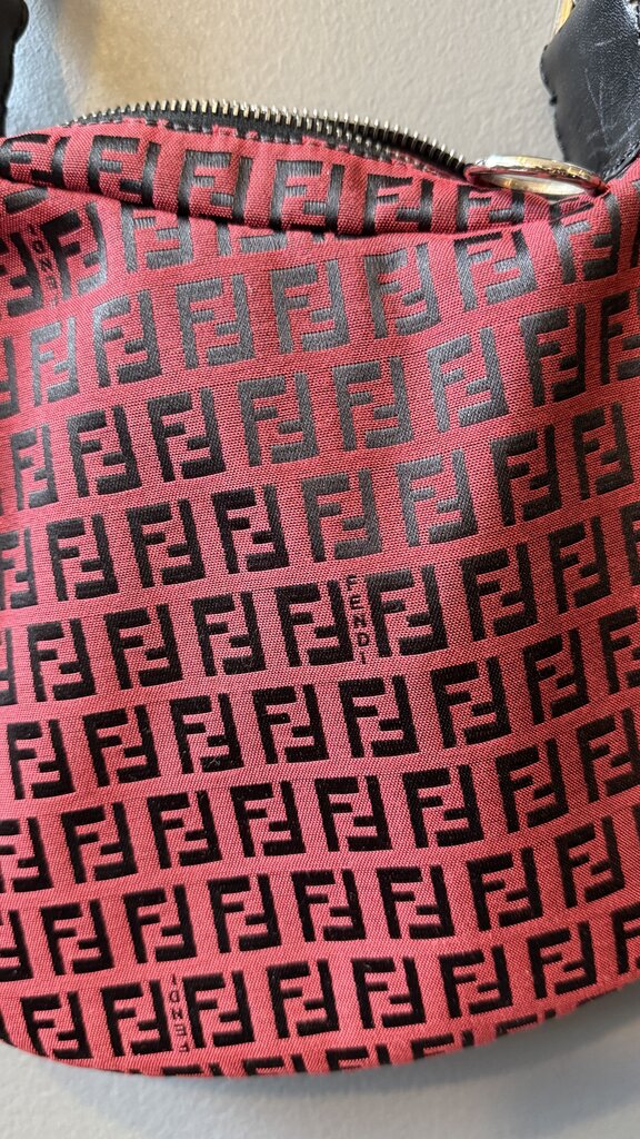 Zucchino Oyster Canvas Shoulder Bag