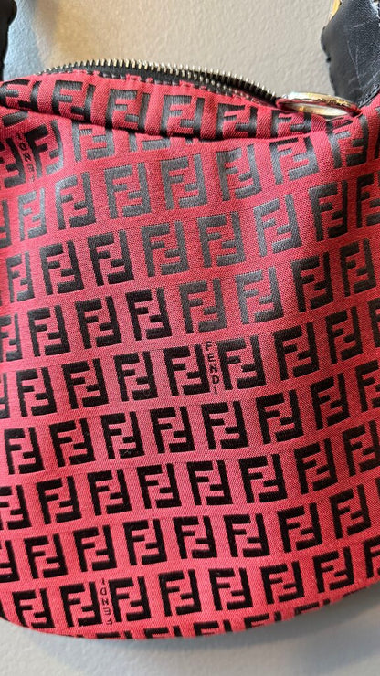 Zucchino Oyster Canvas Shoulder Bag