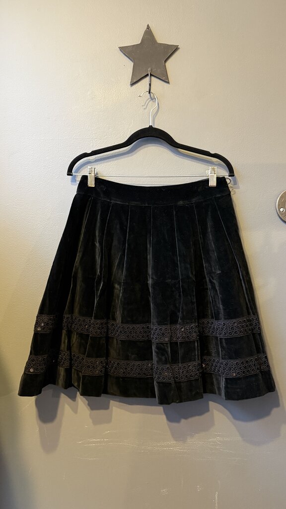 Pleated Velvet Knee Length Skirt