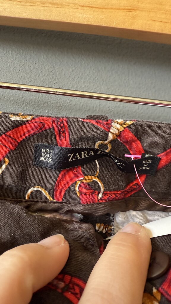 Chain Belt Print Slim Pants