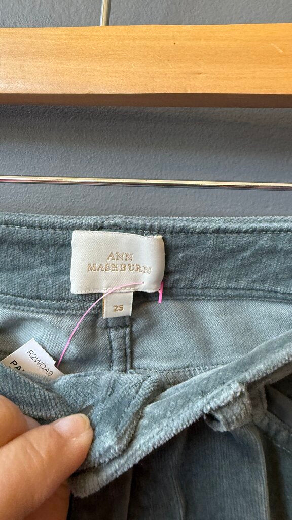 Kick Crop Micro Corduroy Pants