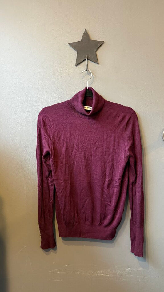 Light Stretch Turtleneck Sweater