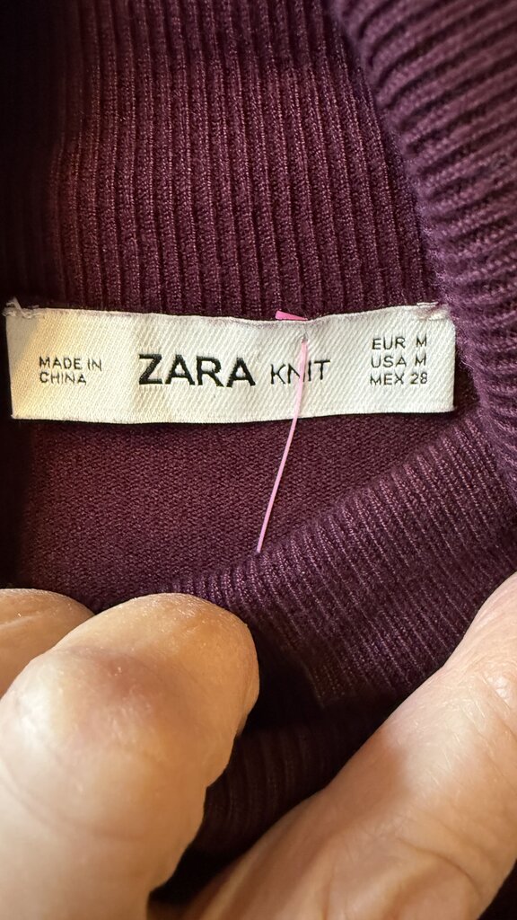 Light Stretch Turtleneck Sweater