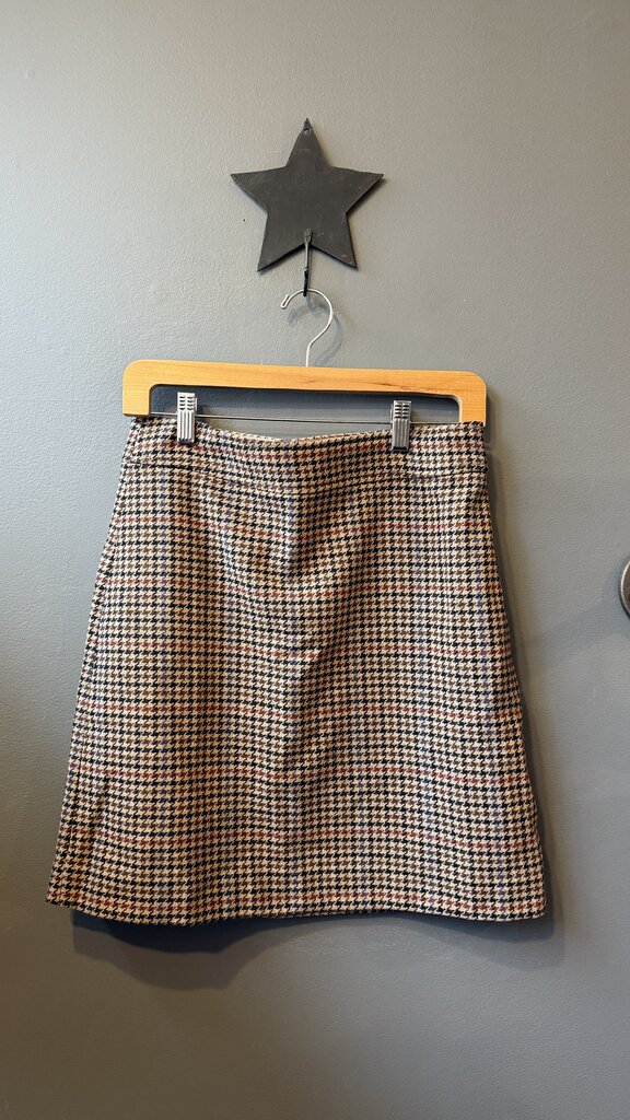 Houndstooth Mini Skirt